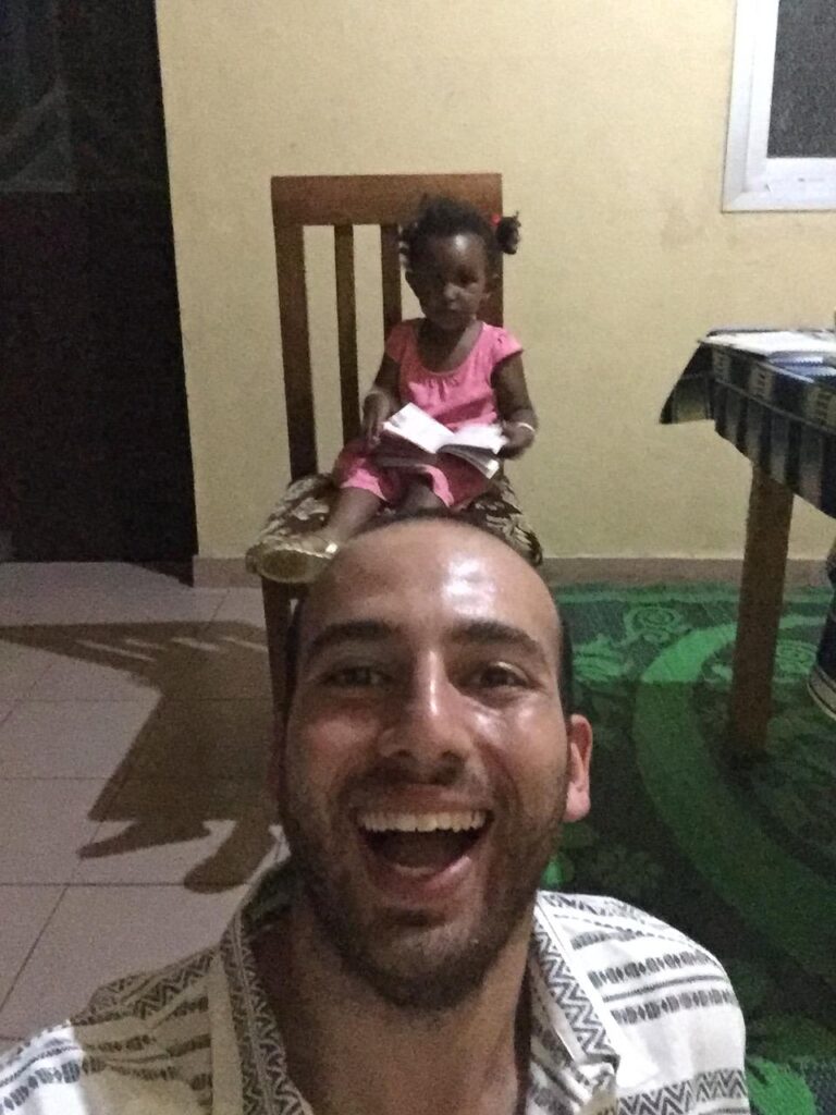 Ho Un Piede Nel Successo E L'altro Nella Fossa